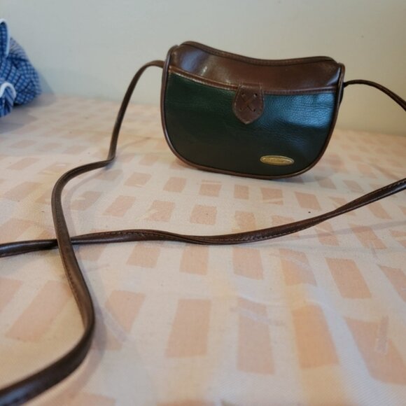 Liz Claiborne Mini Crossbody Bag - Picture 3 of 8